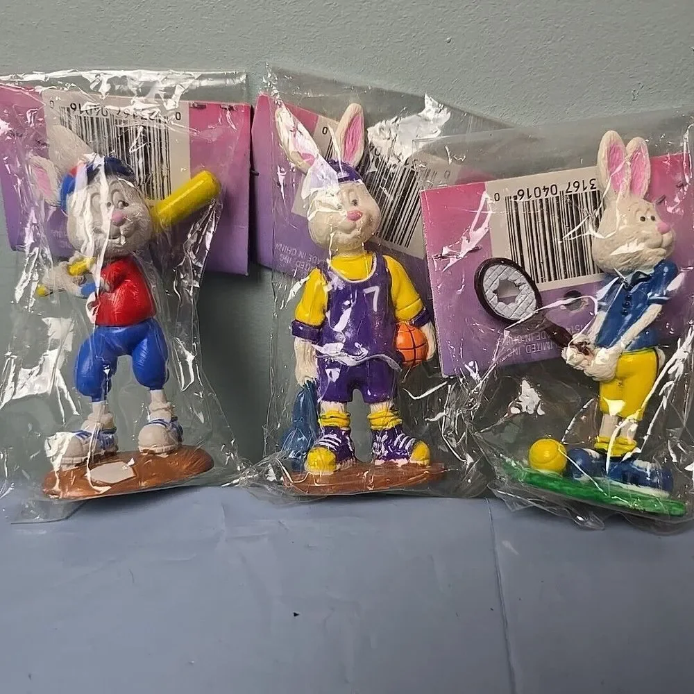 Vintage Easter Unlimited Ball‎ Playing Bunny Rabbit Toy Figure Lot of (3) NEW